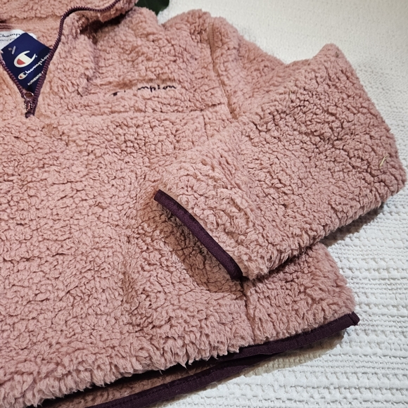 🎉Host Pick🎉Champion Fuzzy Pullover Sherpa Sweater Size M Mauve NWT - Picture 5 of 16